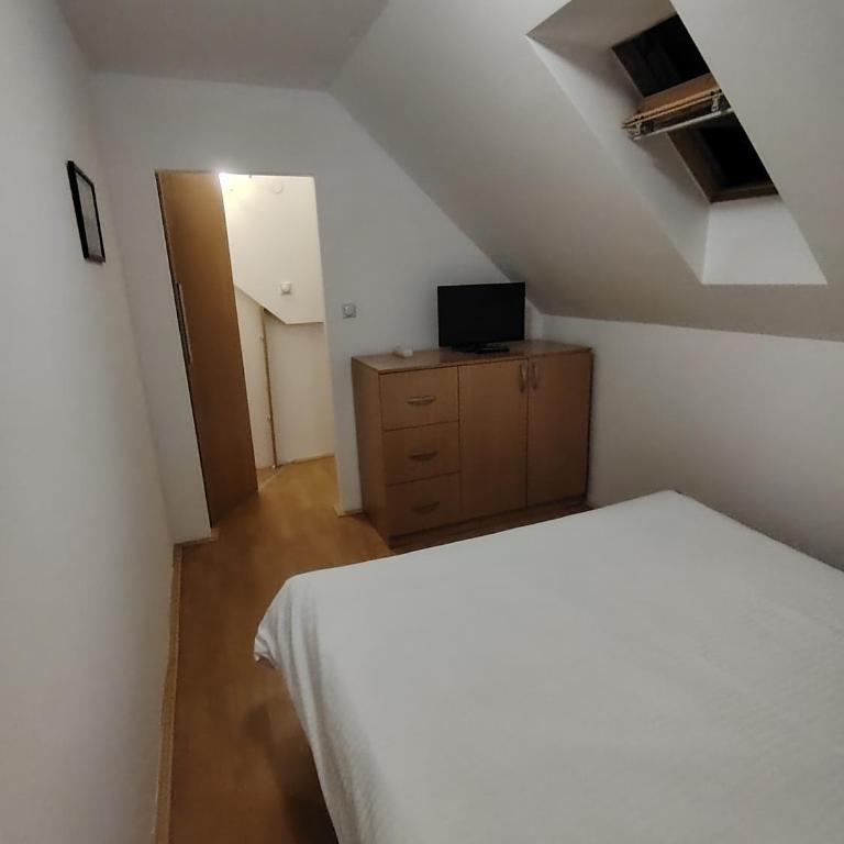 Studio Apartman Lenka - Apartman - 8