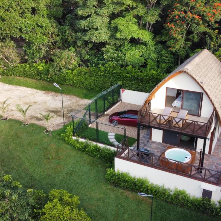 Tropical paradise, deluxe duplex cabin - Two-Bedroom Villa - 3