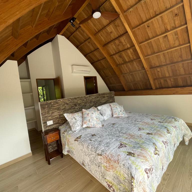 Tropical paradise, deluxe duplex cabin - Two-Bedroom Villa - 16