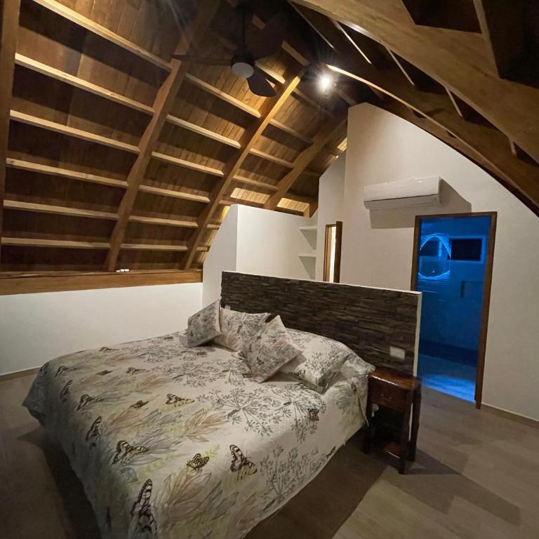Tropical paradise, deluxe duplex cabin - Two-Bedroom Villa - 18