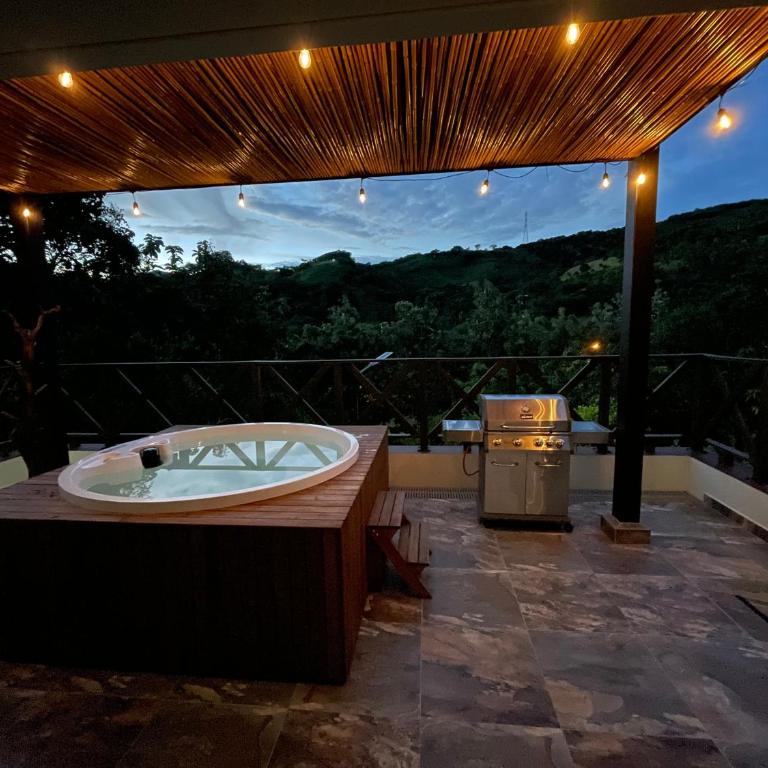 Tropical paradise, deluxe duplex cabin - Two-Bedroom Villa - 9