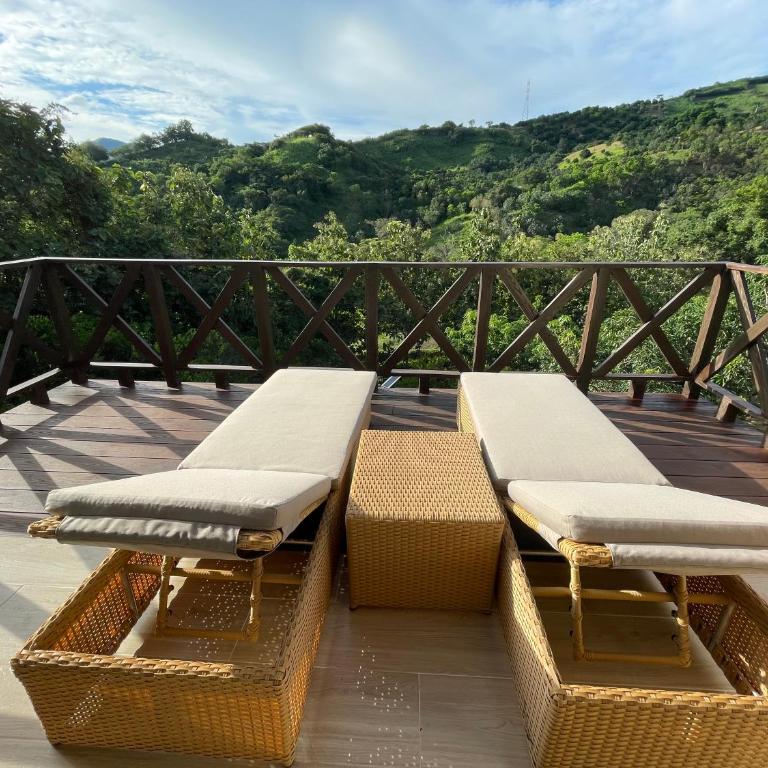 Tropical paradise, deluxe duplex cabin - Two-Bedroom Villa - 12
