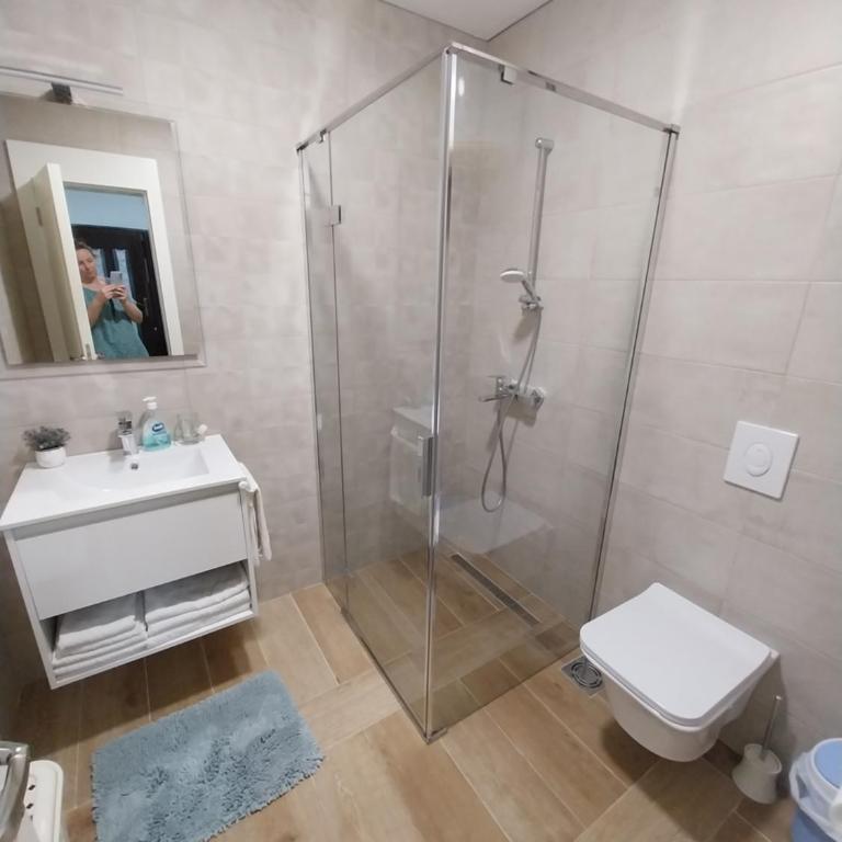 Jon - Two-Bedroom Apartment - 2