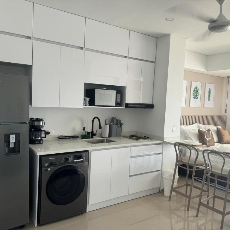 New Apto Beach Front & Close to Airport - Apartamento de 1 dormitorio - 31