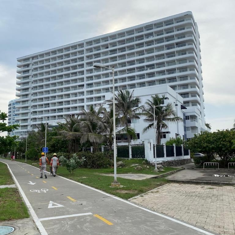 New Apto Beach Front & Close to Airport - Apartamento de 1 dormitorio - 37