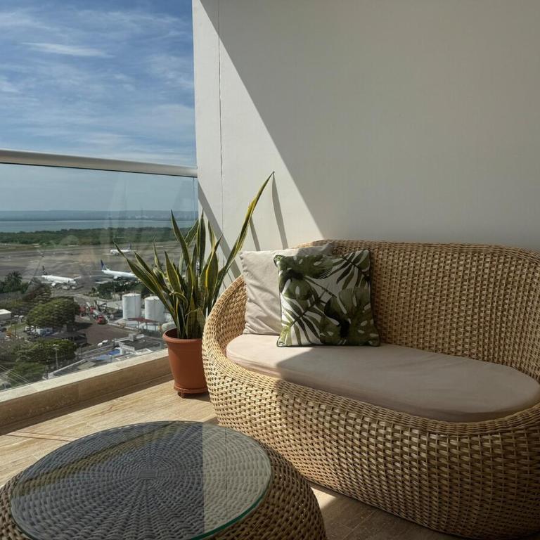 New Apto Beach Front & Close to Airport - Apartamento de 1 dormitorio - 49