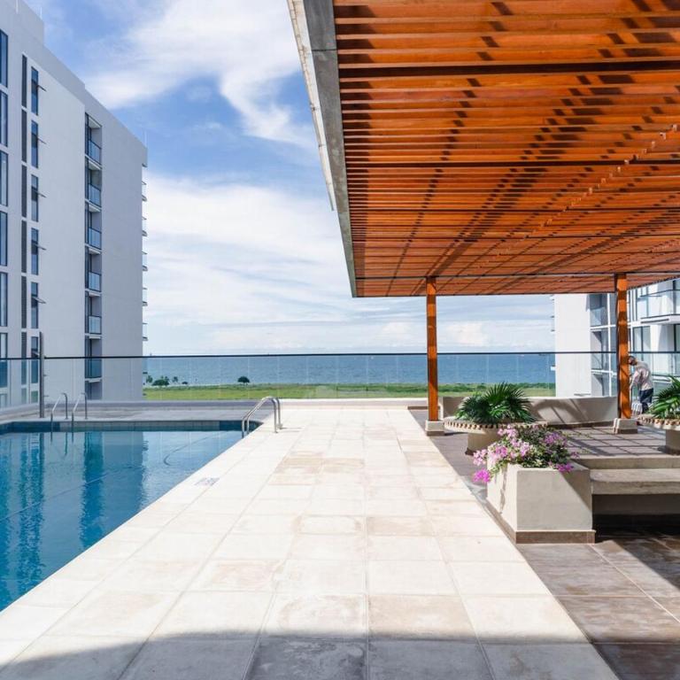 Cozy & Stylish Beachfront Apartment - Studio Apartment - 25