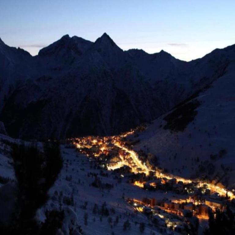 Chalet in Les Deux Alpes with Private Pool - Chalet Supérieur - 38