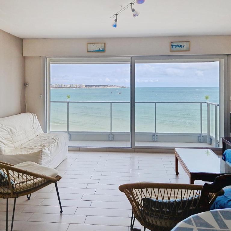 Appartement T2 face plage, confortable, balcon, 4 pers., prox. centre, parking, ascenseur - FR-1-331-9 - Apartment (4 Erwachsene) - 7