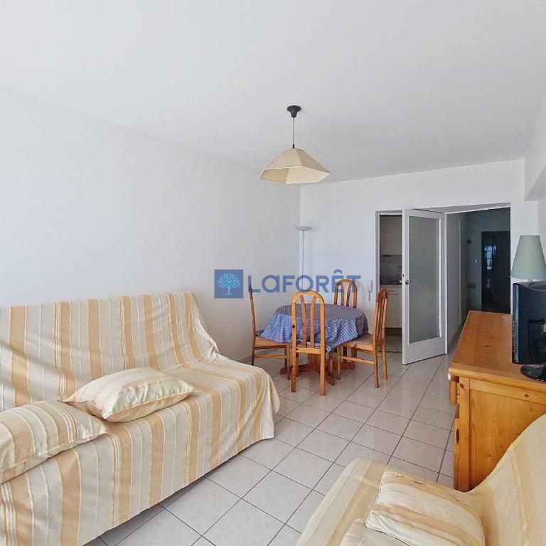 Beau Studio 1er étage avec balcon et ascenseur - FR-1-331-43 - Studio - 4