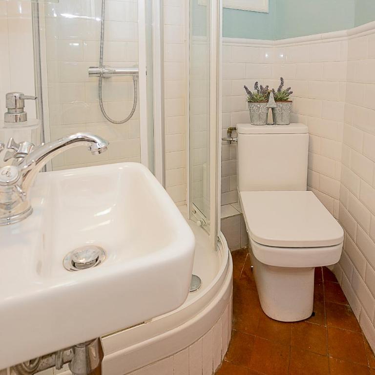 Casa del Mediterraneo - Twin Room with Private External Bathroom - 3