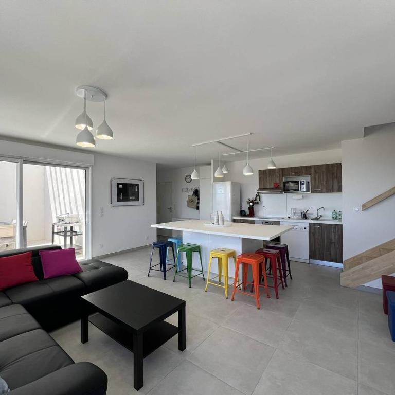 Duplex de Standing pour 7 Pers. avec Terrasse et Parking à 500m de la Plage - FR-1-81-642 - Appartement - 13
