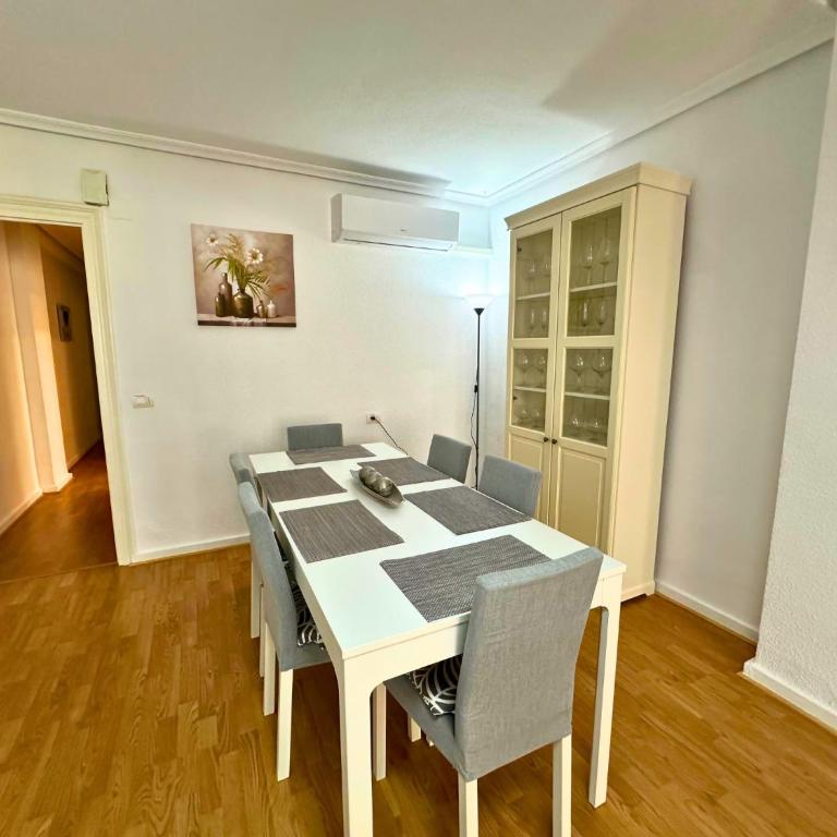 Apartamento Mar Báltico: Los Locos Beach - Apartamento de 3 dormitorios - 2