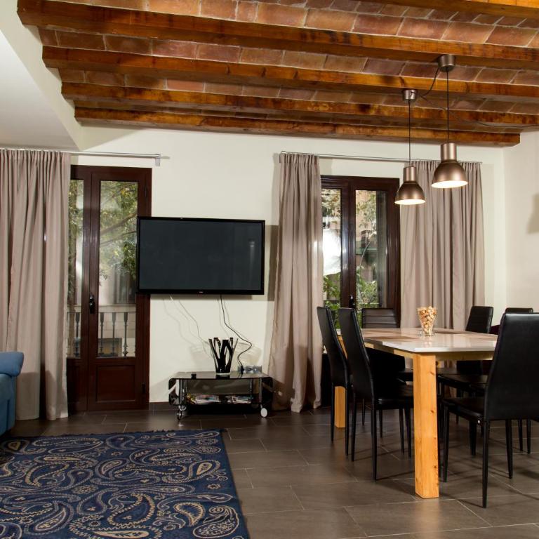 Autèntic Eixample Barcelona - Luxury Three-Bedroom Apartment - Aribau 66 - 23