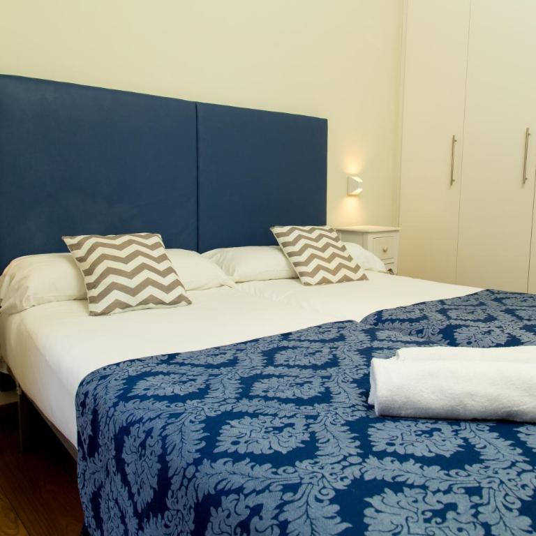 Autèntic Eixample Barcelona - Luxury Three-Bedroom Apartment - Aribau 66 - 35