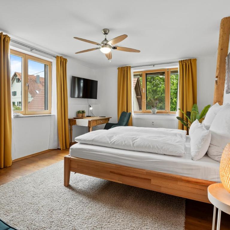 Fe Wo Brunnen - 120 qm -Quiet location - lots of nature - grosser Balkon und Garten - 3D Rundgang verfügbar - Apartment mit 2 Schlafzimmern - 21