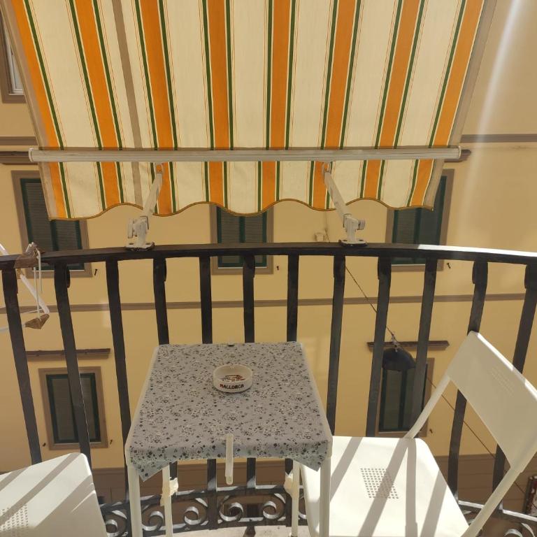 Carafa Materdei - Camera Deluxe (2 Adulti + 1 Bambino) - 4