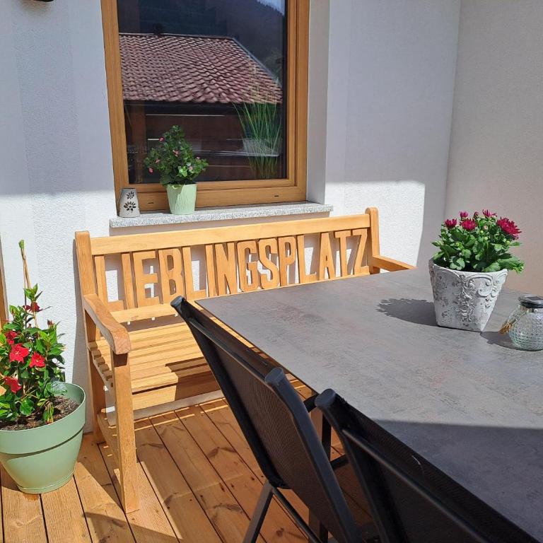 Lodge Kitzbüheler Alpen - Apartment mit 3 Schlafzimmern und Dusche - 42