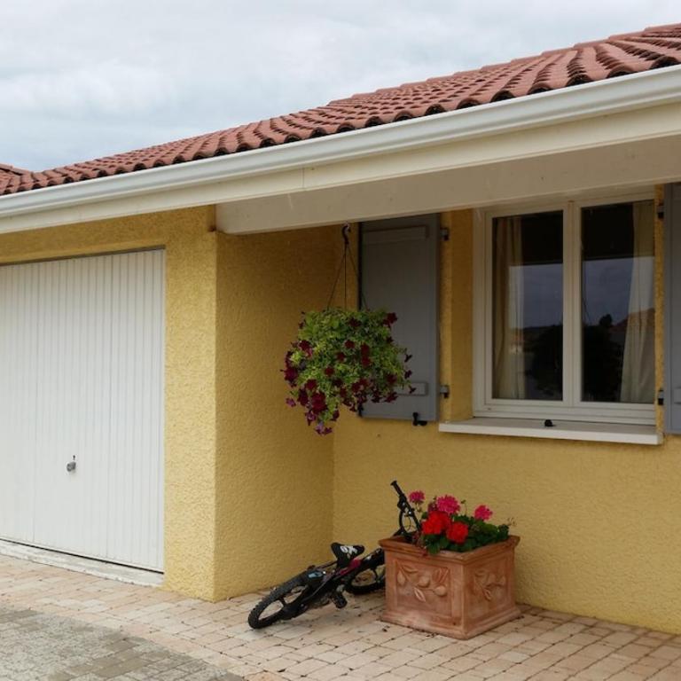 MAISON PRIVÉE AVEC PISCINe - Casa Vacanze - 32