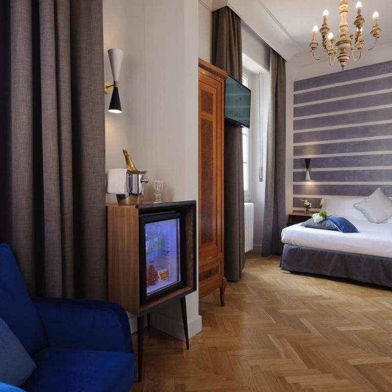 Hotel Lungarno Vespucci 50 - Camera Queen Deluxe - 4