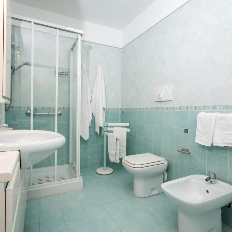 L'Arco nel Corso - Camera Matrimoniale/Doppia con Letti Singoli con Bagno Privato - 2