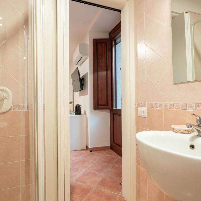 L'Arco nel Corso - Camera Matrimoniale con Bagno Privato - 7