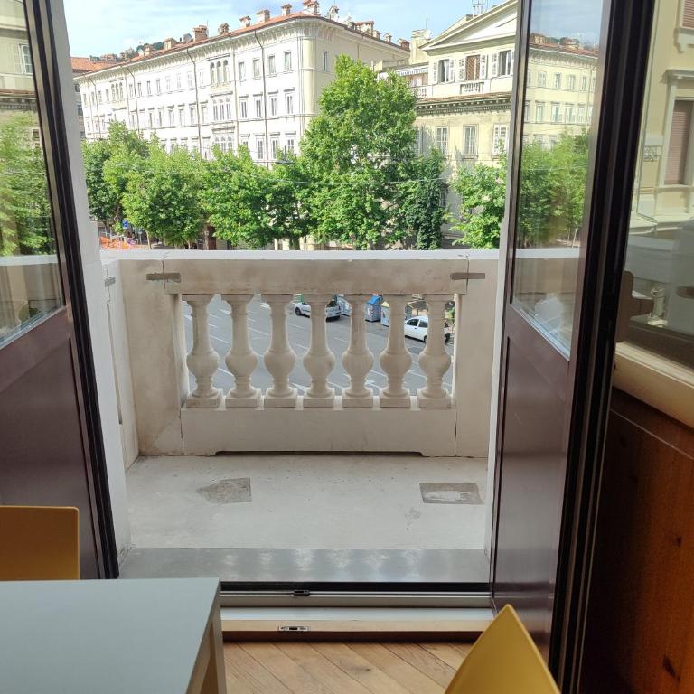 Triestecenter Rooms & Apartments - Colori di Trieste - Suite Apartment - 8