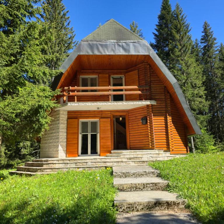Planinska Vila - Three-Bedroom Villa - 3