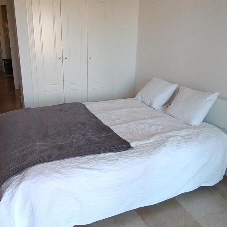Quite, 2 bed 2 bath in Duquesa Village - Two-Bedroom Apartment - 2