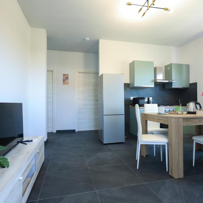 Deliziosa Apartments Tropea - Two-Bedroom House - 9