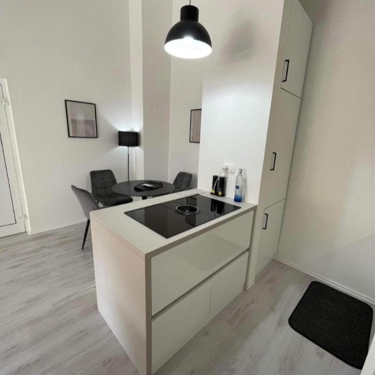 Modern apartment Budva - Apartman sa 1 Spavaćom Sobom - 5