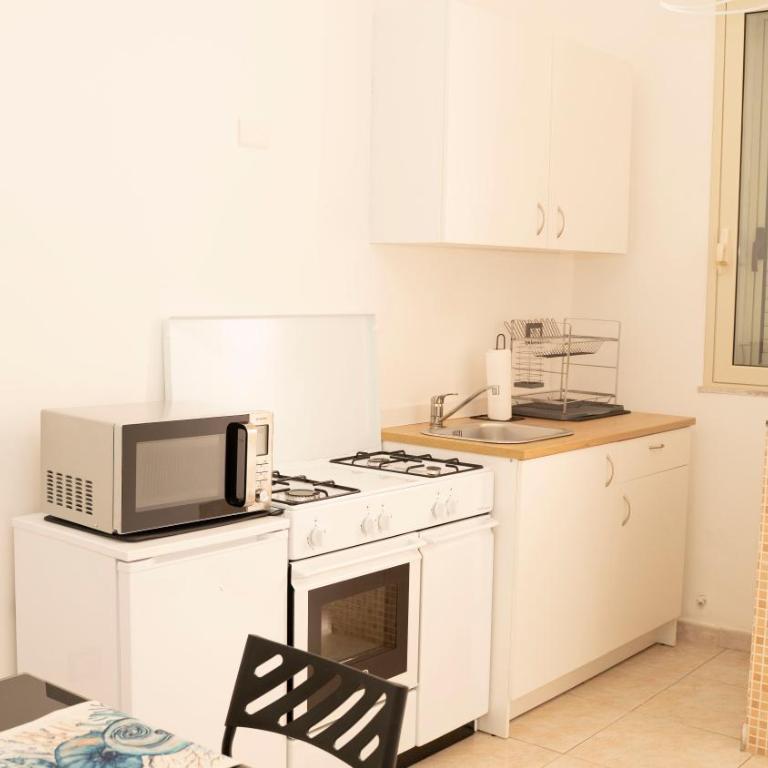 Naxos Home Holiday - Appartamento con 2 Camere da Letto - 16