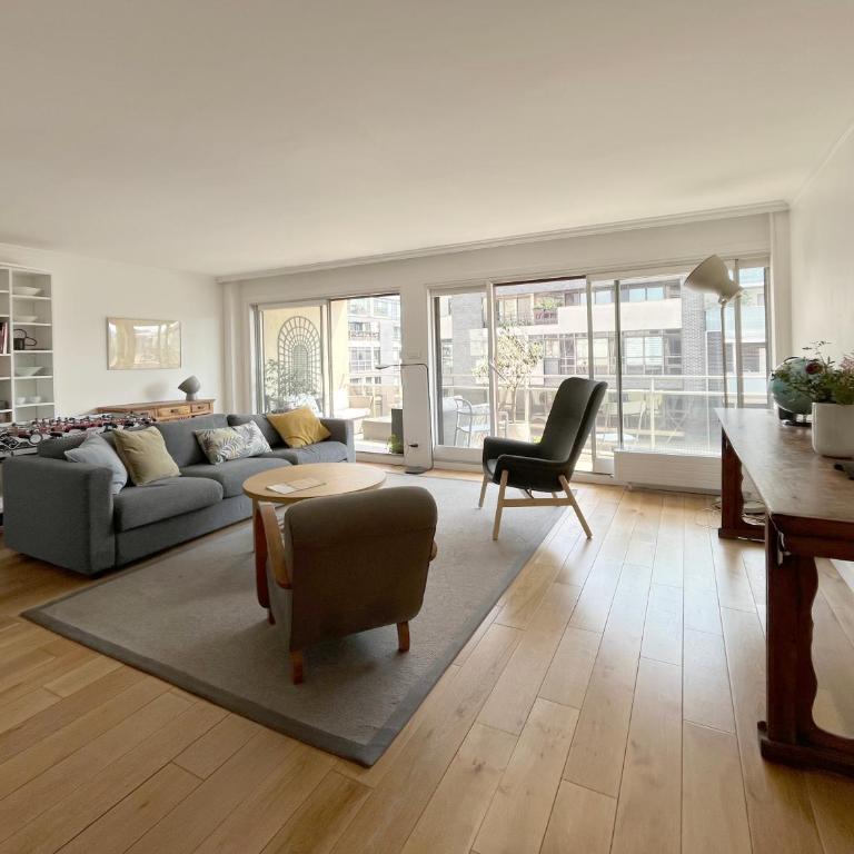 Grand Bright Apartment-4BDR-130m2 - Appartement 4 Chambres avec Balcon - 1