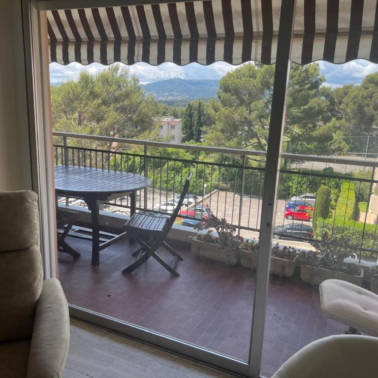 Calme 3-4 pieces 2 terrasses - Appartement - 30