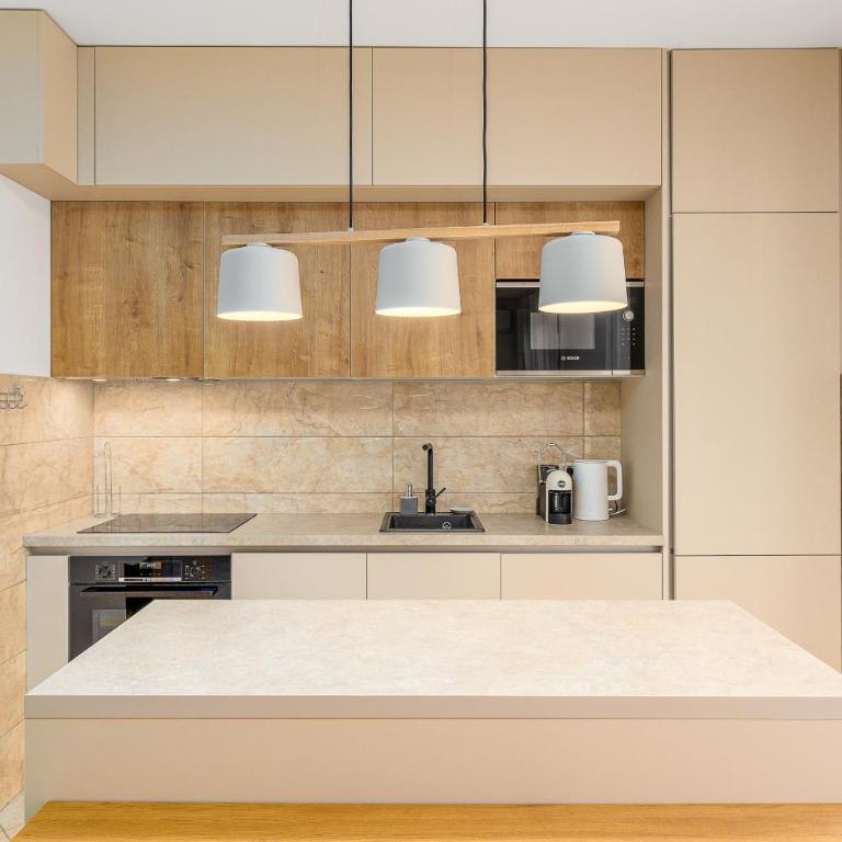Just 7 Min from the Beach Stylish 2BR - Two-Bedroom Apartment - 29