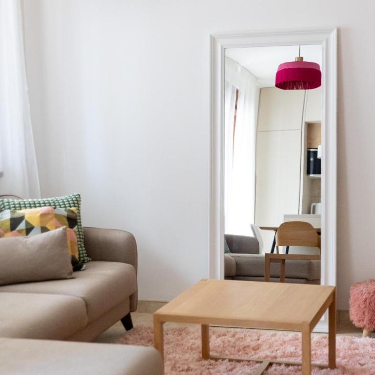 Just 7 Min from the Beach Stylish 2BR - Two-Bedroom Apartment - 3