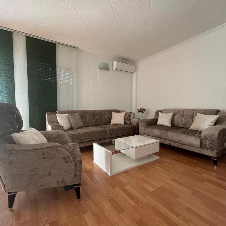 Villa SIAA - Three-Bedroom Villa - 20