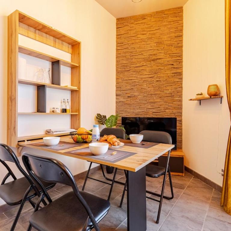 Cocon Bohème Proche Gare - Two-Bedroom Apartment - 5