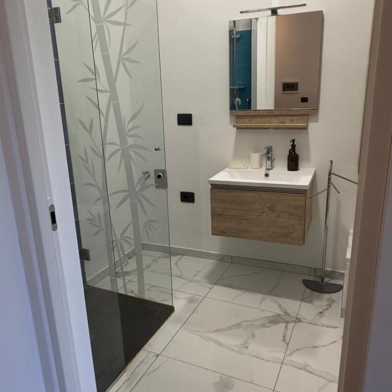 RATA Comfort Home - Two-Bedroom Apartment - 4