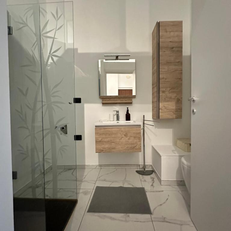 RATA Comfort Home - Two-Bedroom Apartment - 6
