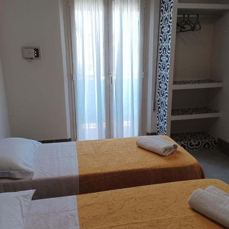 Hotel CARLO - Double or Twin Room - 5