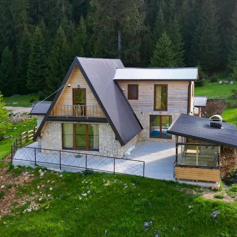 Vila Suvo vrelo sa unutrašnjim bazenom i saunom Jahorina - Villa with Private Pool - 50