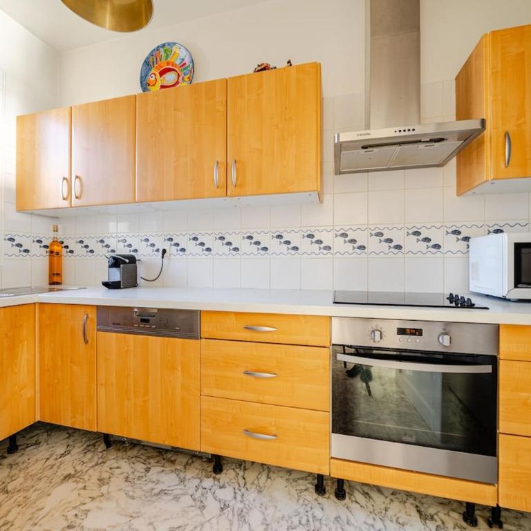 Best Place in Juan les pins, Premium, Sea View, sleeps 6 - Appartement - Vue sur Mer - 18