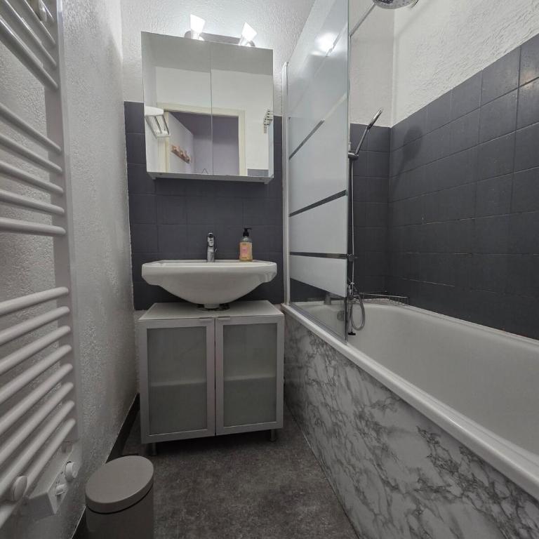 Appartement chaleureux - Appartement 2 Chambres - 3