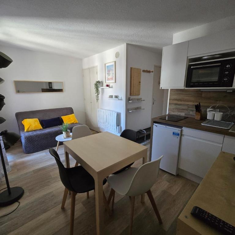 Appartement chaleureux - Appartement 2 Chambres - 6