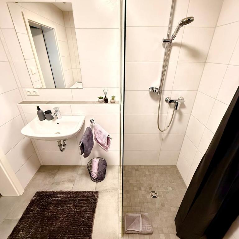 Ruhige & zentrumsnahe Wohnung mit self check in & Netflix - Apartamento de 1 dormitorio - 9