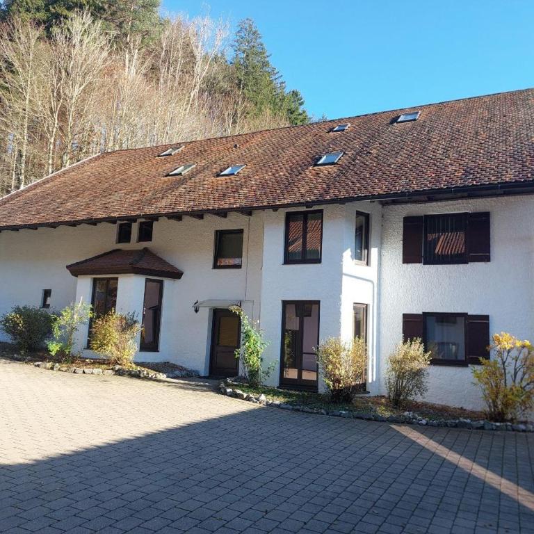 Hofgut FeWo & Spa - Apartment mit 2 Schlafzimmern - 2