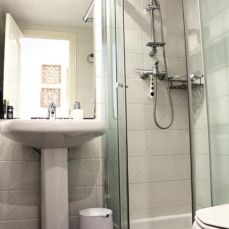 Residentium Spain-Incredible first line flat Levante beach - Three-Bedroom Apartment - High Floor - 33