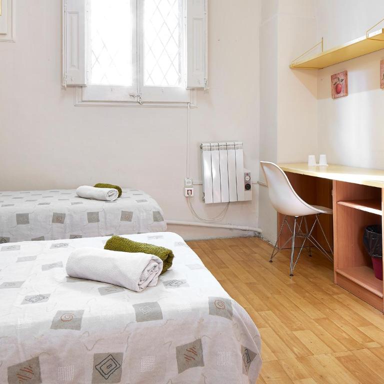 B&B Estudiantes Balmes - Habitación Doble Estándar - 2 camas - 1