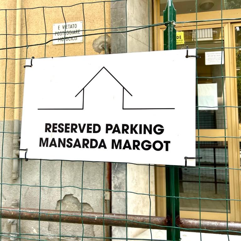 Mansarda Margot parking included - Appartamento con 1 Camera da Letto - 2
